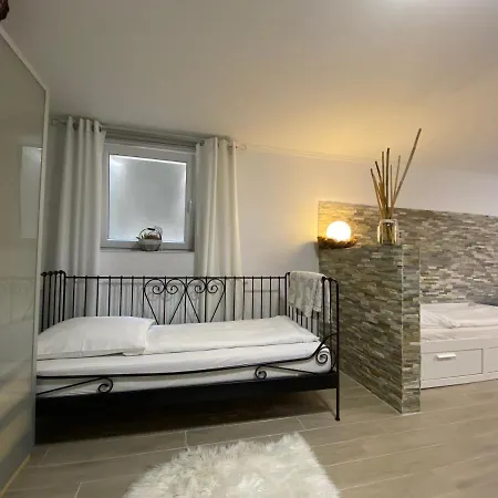 Apartment Ds *